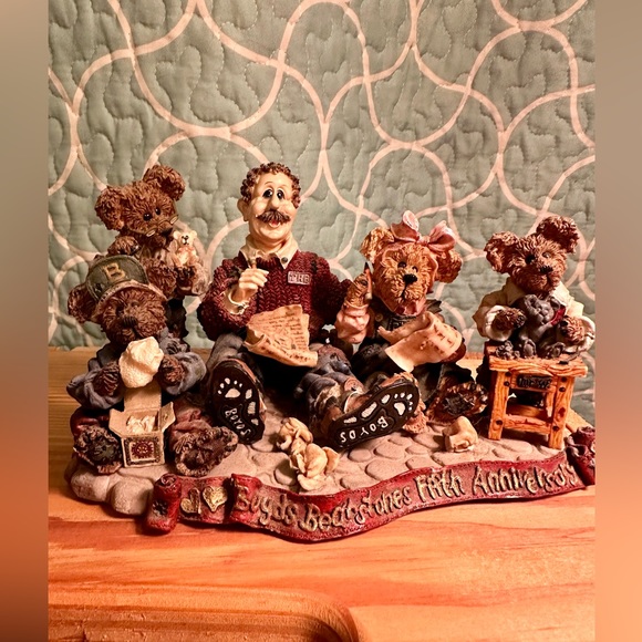 Boyds Bears Other - The Bearstone Collection. Boyds Bears.
